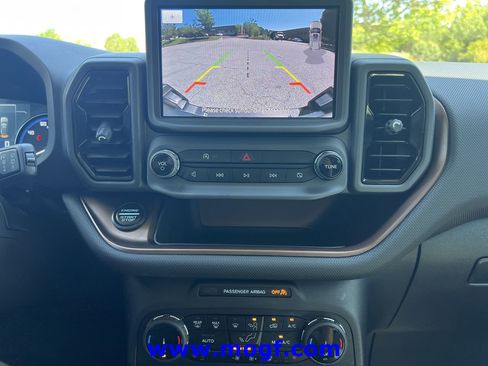 Certified 2024 Ford Bronco Sport Outer Banks w/ Tech Package AWD/4WD image 8