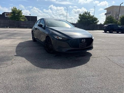 Used 2024 MAZDA MAZDA3 s FWD image 1