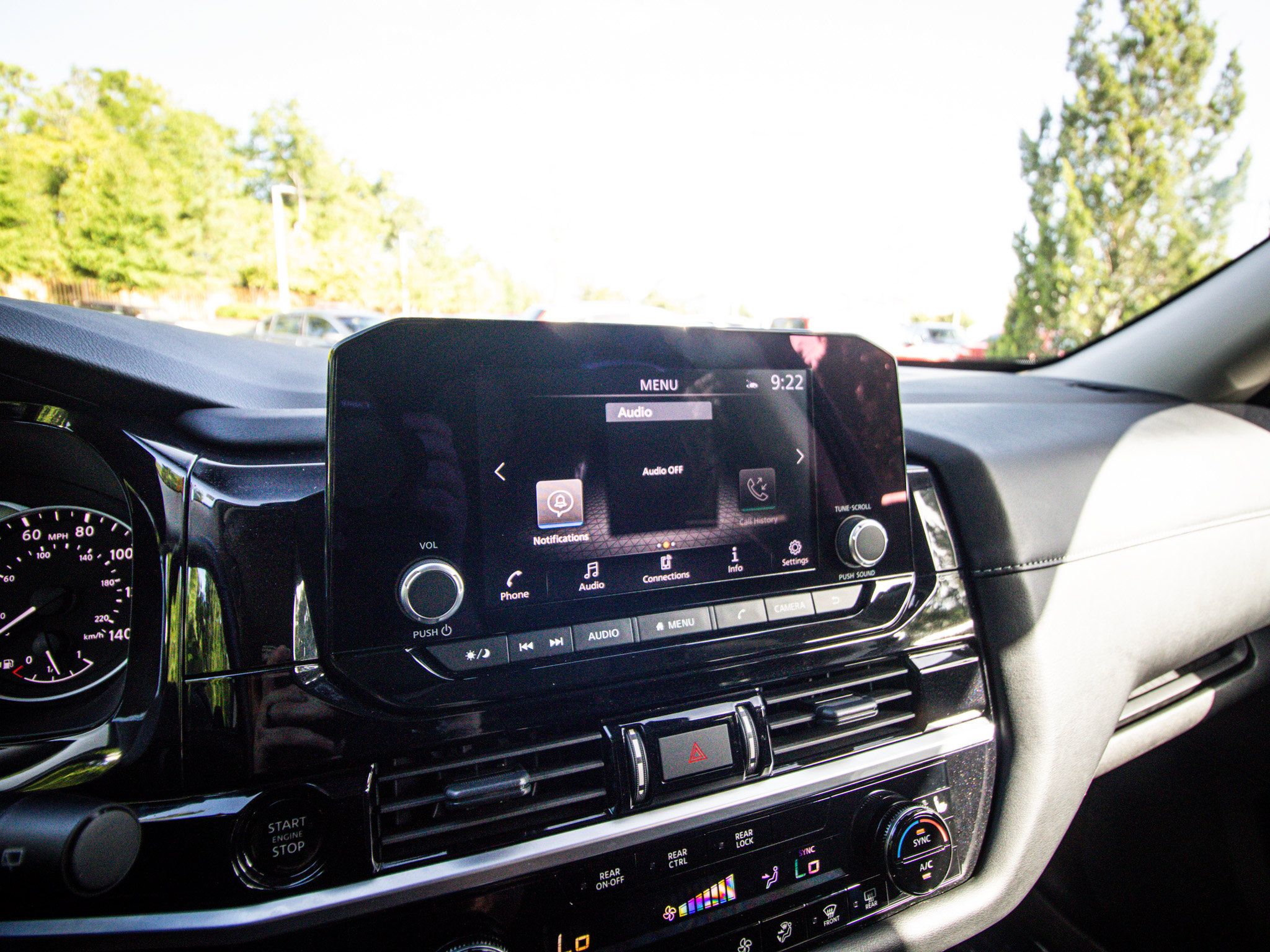 Used 2025 Nissan Pathfinder SV AWD/4WD image 23