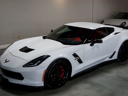Used 2019 Chevrolet Corvette Grand Sport image 37