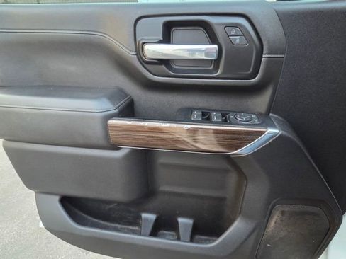 Used 2023 Chevrolet Silverado 2500 LT w/ Convenience Package image 18