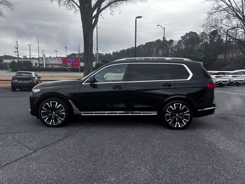 Used 2022 BMW X7 xDrive40i w/ Premium Package image 7