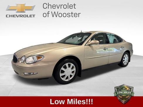 Used 2005 Buick LaCrosse CX FWD image 1