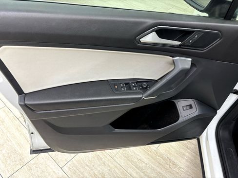 Used 2018 Volkswagen Tiguan SEL image 14