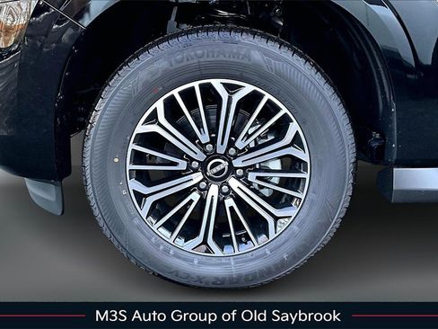 New 2026 Nissan Armada Platinum image 13