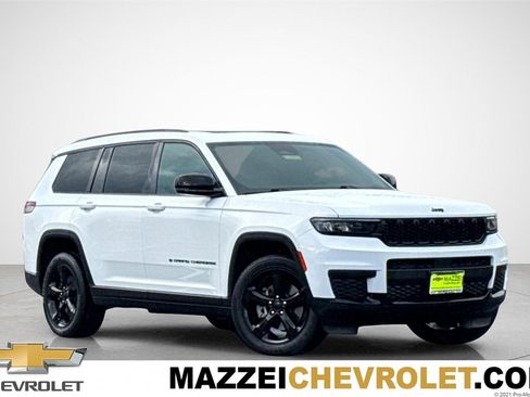 Used 2021 Jeep Grand Cherokee L Laredo image 1