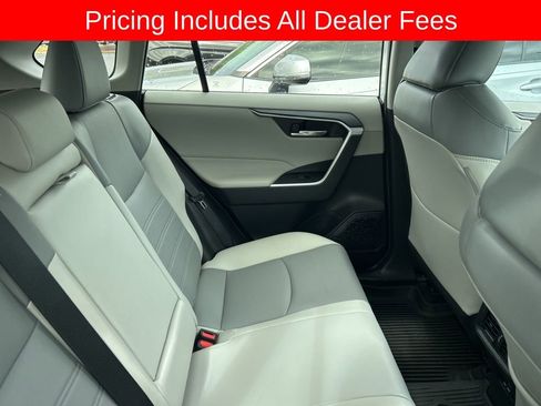 Used 2023 Toyota RAV4 XLE Premium AWD/4WD image 5