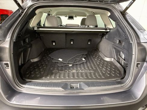 Used 2023 Subaru Outback Premium AWD/4WD image 35