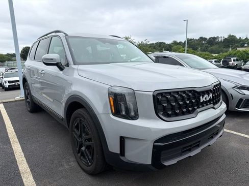 Used 2024 Kia Telluride EX X-Line AWD/4WD image 2