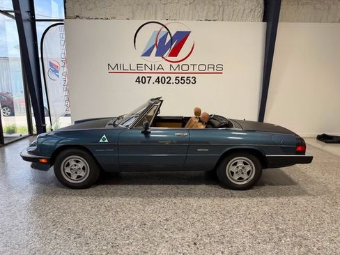 Used 1988 Alfa Romeo Spider Veloce RWD image 16
