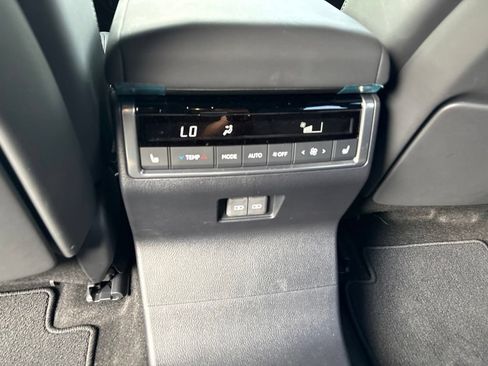Certified 2025 Lexus GX 550 w/ Accessory Package (Z1) AWD/4WD image 20