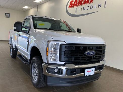 New 2026 Ford F250 XL w/ XL Chrome Package image 2