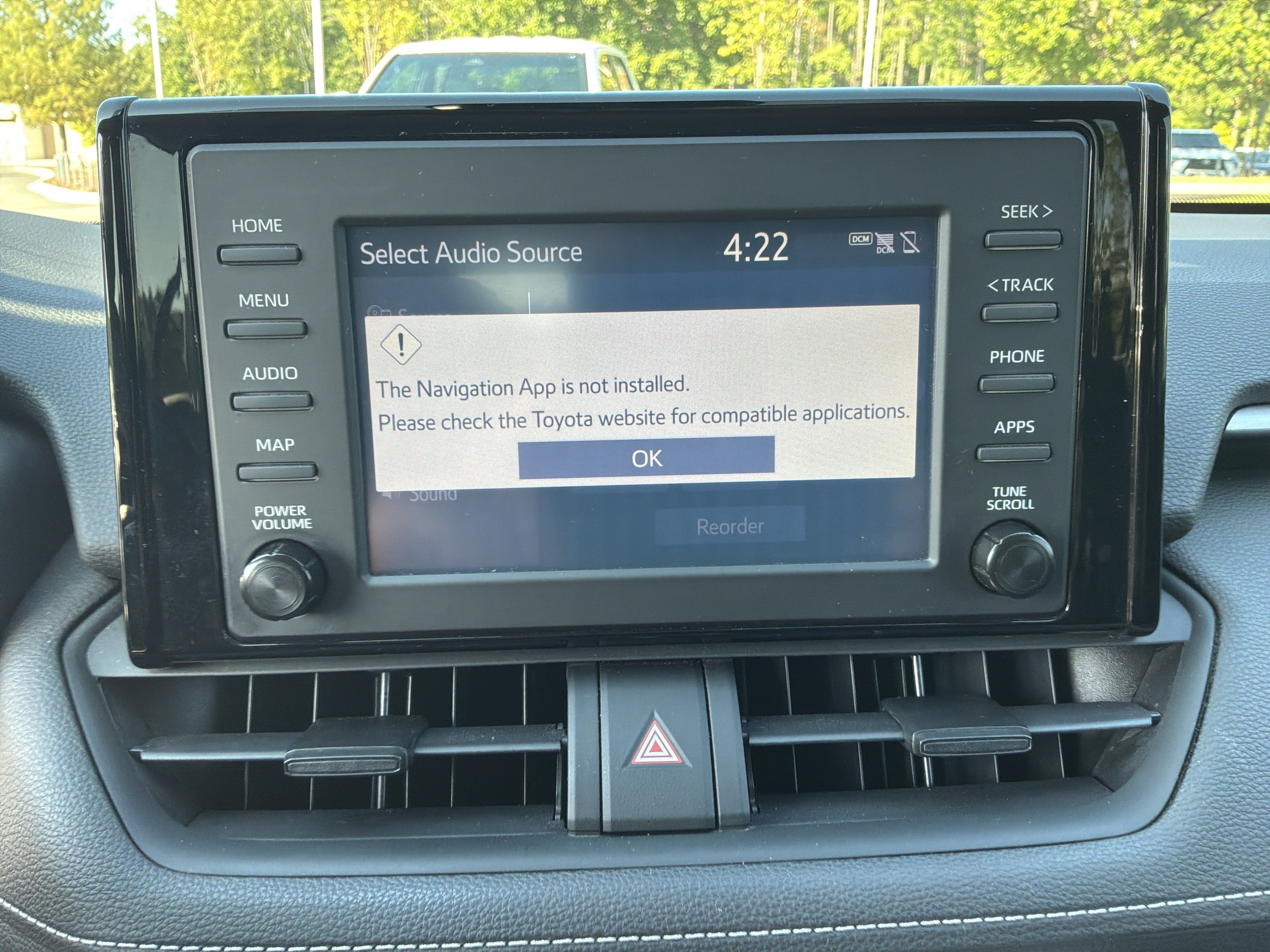 Used 2019 Toyota RAV4 LE FWD image 35