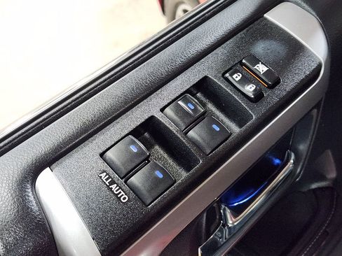 Used 2022 Toyota 4Runner Limited AWD/4WD image 45