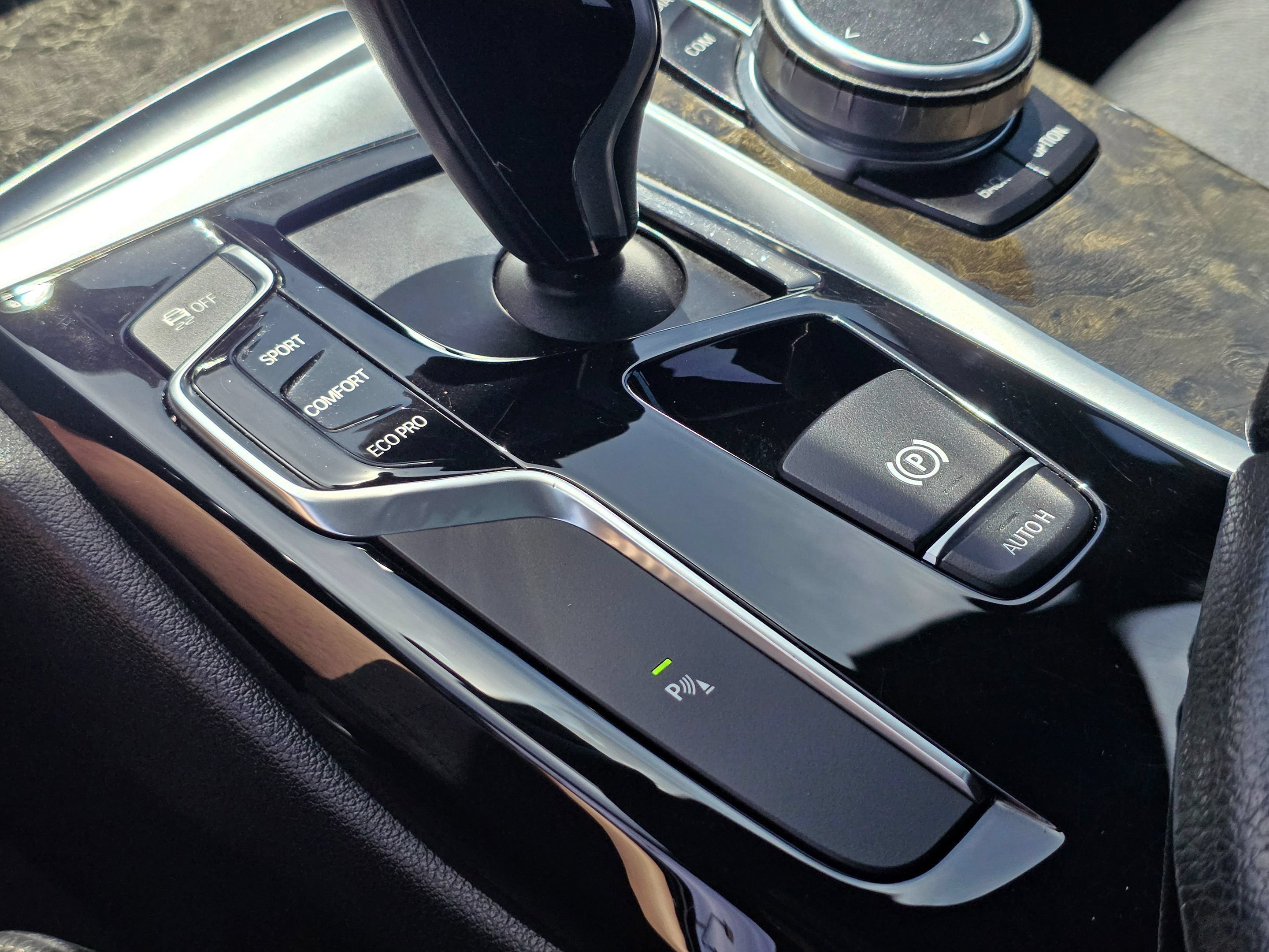 Used 2018 BMW 530i RWD image 35