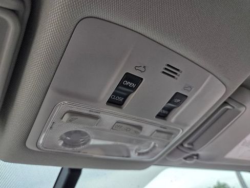 Used 2013 Toyota RAV4 Limited FWD image 34