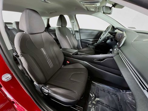 Certified 2023 Hyundai Elantra SEL w/ Convenience Package FWD image 28
