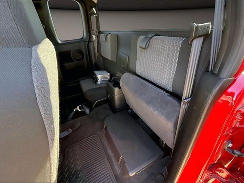 Used 2010 GMC Canyon SLE w/ Power Convenience Package image 23