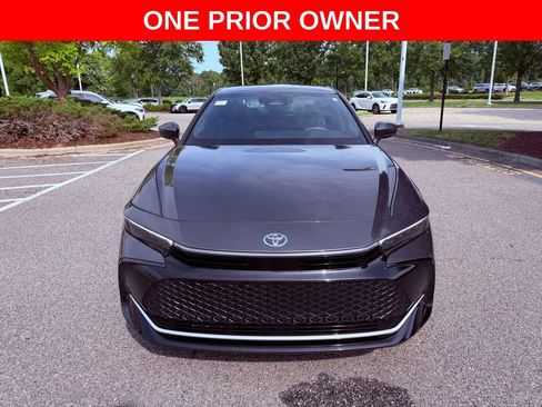 Used 2023 Toyota Crown AWD/4WD image 2