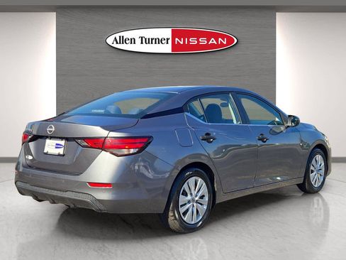 Used 2024 Nissan Sentra S image 6