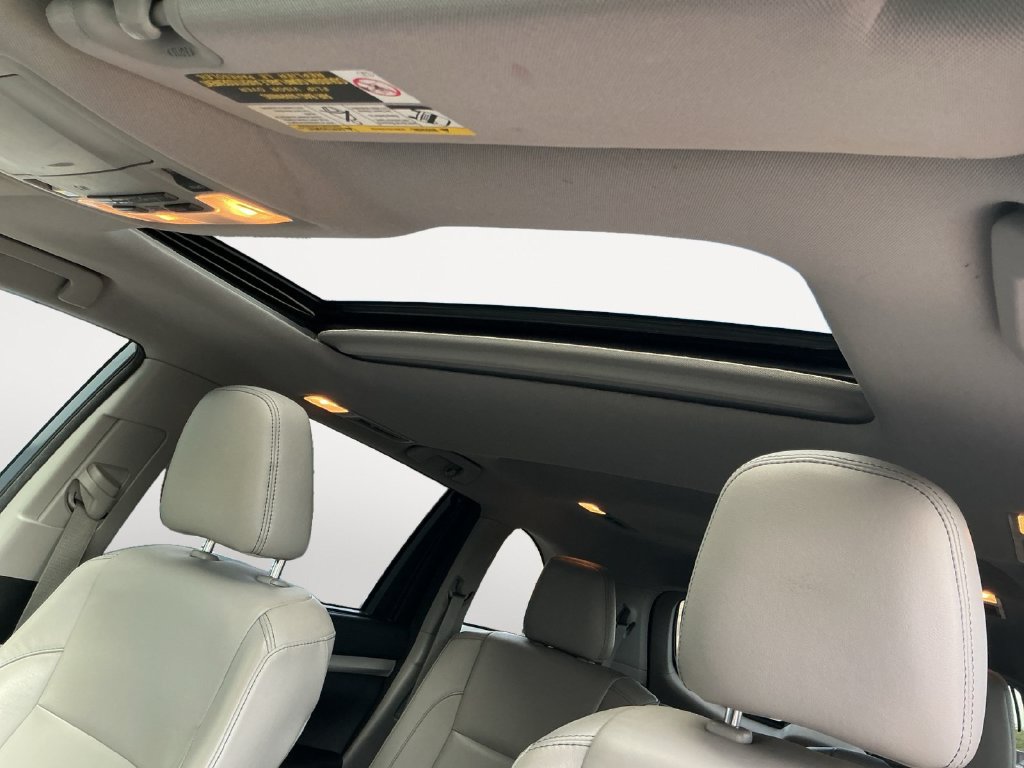 Used 2018 Toyota Highlander XLE AWD/4WD image 17