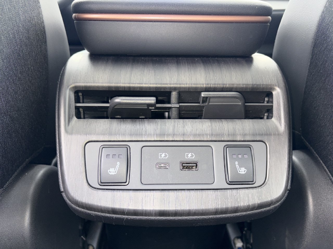 Certified 2024 Nissan Ariya AWD image 20