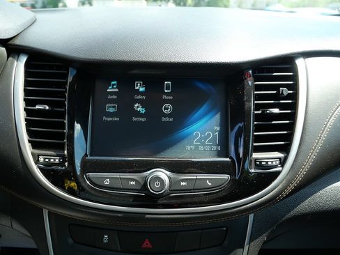 Used 2017 Chevrolet Trax LS AWD/4WD image 14
