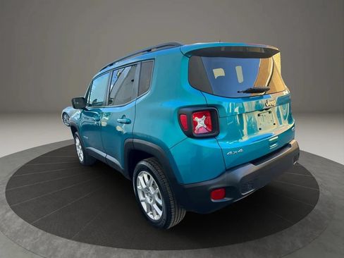 Used 2020 Jeep Renegade Latitude w/ Cold Weather Group AWD/4WD image 7
