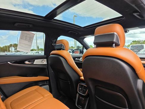 Used 2023 Lincoln Nautilus Black Label image 12