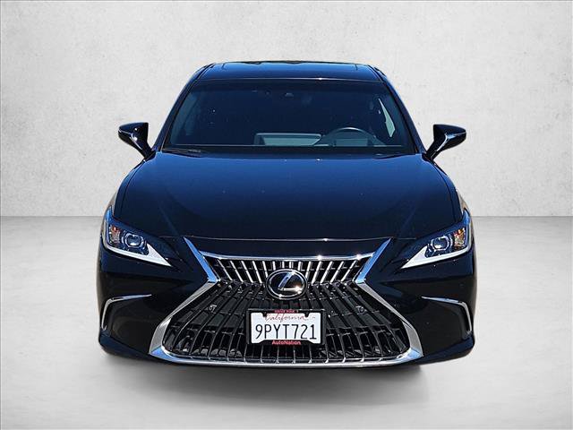 Used 2025 Lexus ES 300h w/ Premium Package FWD image 2