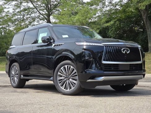 Used 2025 INFINITI QX80 Luxe w/ Cargo Package RWD image 2