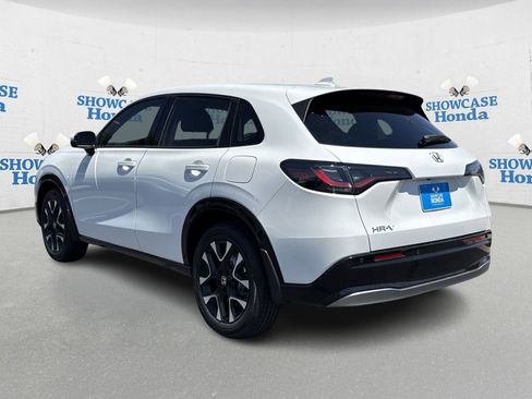 New 2026 Honda HR-V EX-L image 2