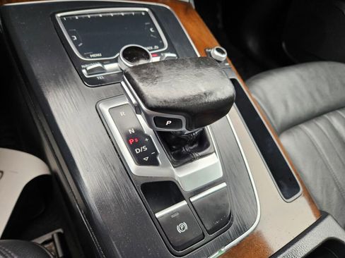 Used 2018 Audi Q5 2.0T Premium image 25