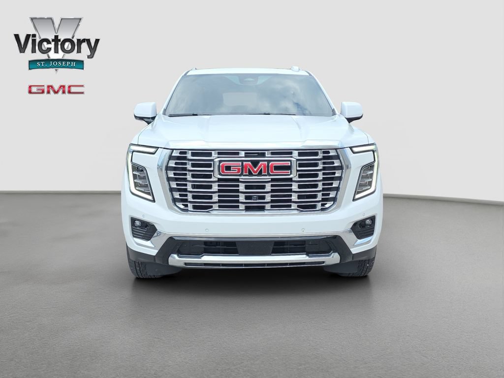 Used 2026 GMC Yukon Denali w/ Advanced Technology Package AWD/4WD image 2