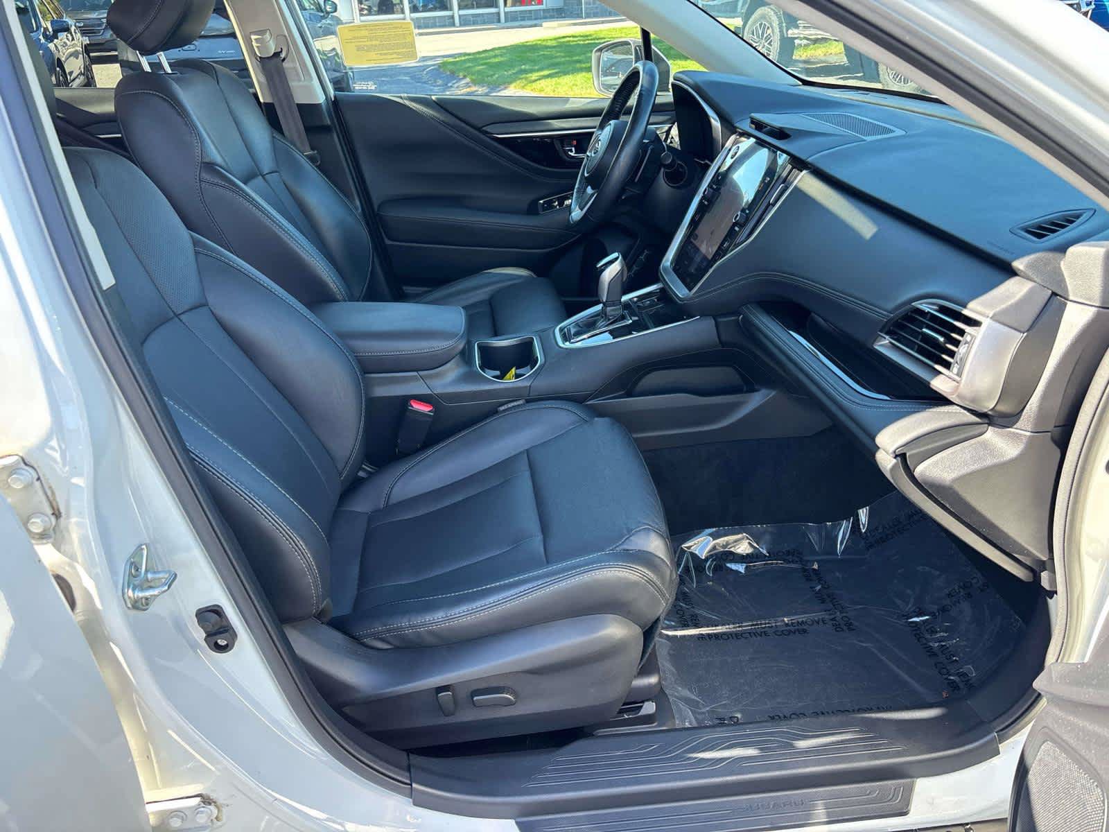 Used 2022 Subaru Outback Limited XT AWD/4WD image 18