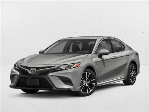 Certified 2020 Toyota Camry SE w/ Convenience Package FWD image 1