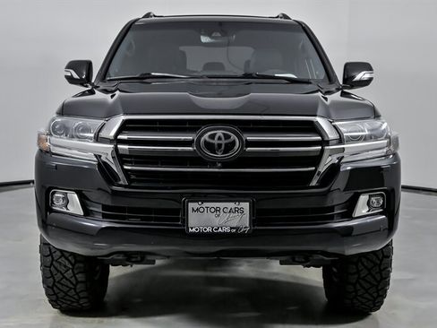 Used 2020 Toyota Land Cruiser Heritage Edition AWD/4WD image 4