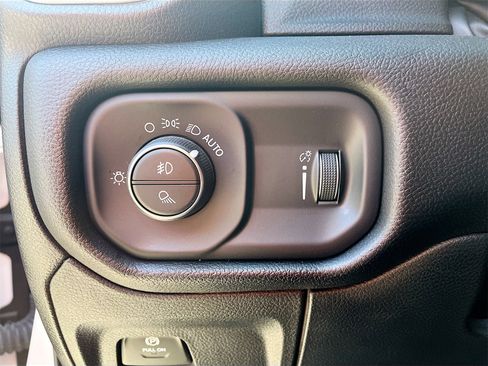 Used 2023 RAM 1500 Big Horn image 10