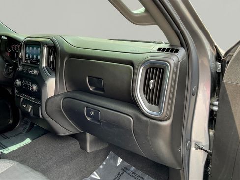 Used 2020 Chevrolet Silverado 1500 RST w/ RST Value Package AWD/4WD image 26