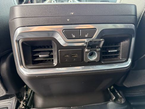 Used 2019 GMC Sierra 1500 Denali w/ Technology Package AWD/4WD image 38