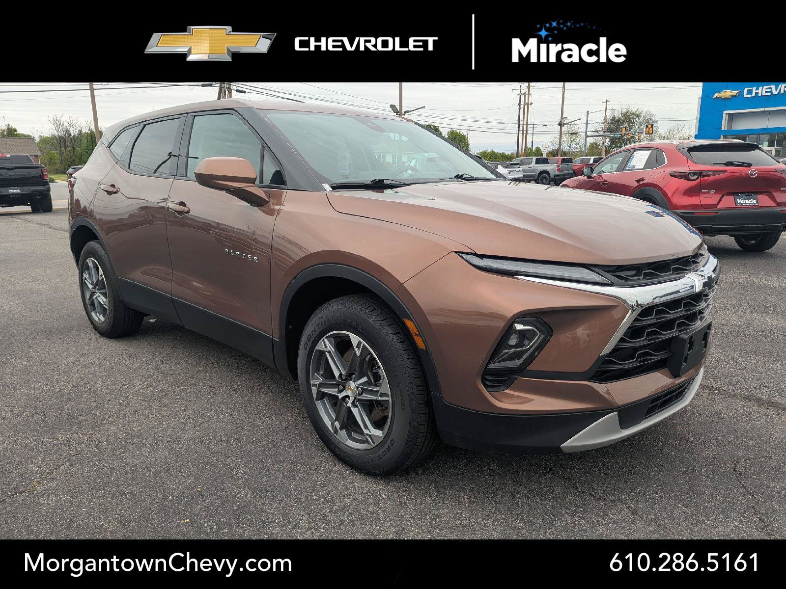 Used 2023 Chevrolet Blazer LT AWD/4WD image 1