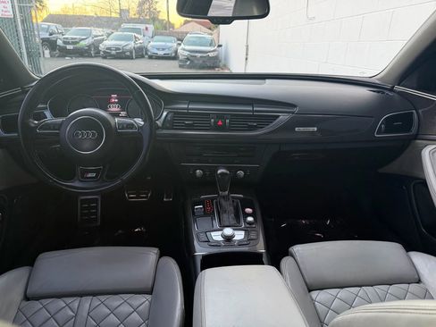 Used 2017 Audi S6 Premium Plus w/ Driver Assistance Package image 11