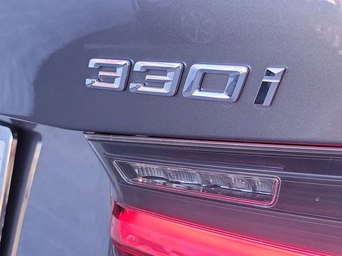 Used 2020 BMW 330i xDrive Sedan w/ Premium Package image 25