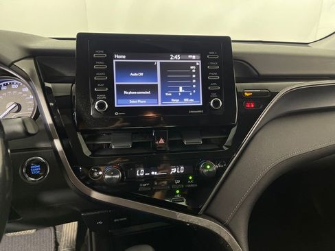 Certified 2022 Toyota Camry SE image 20