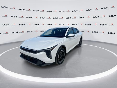 New 2026 Kia K4 GT-Line Turbo FWD image 4