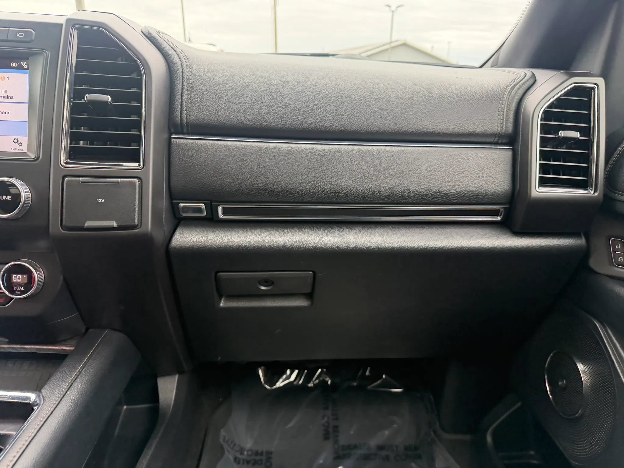 Used 2019 Ford Expedition Max Limited w/ Special Edition Package AWD/4WD image 30