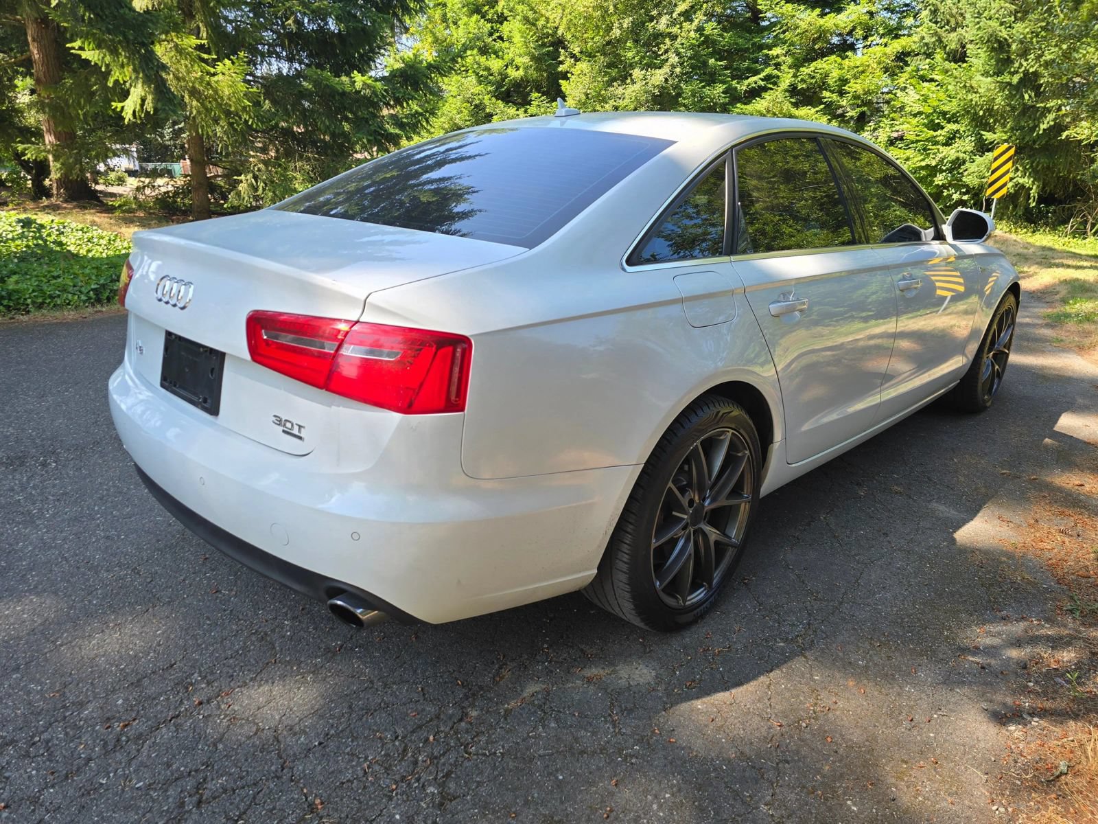 Used 2014 Audi A6 3.0T Premium Plus w/ Driver Assistance Package AWD/4WD image 6