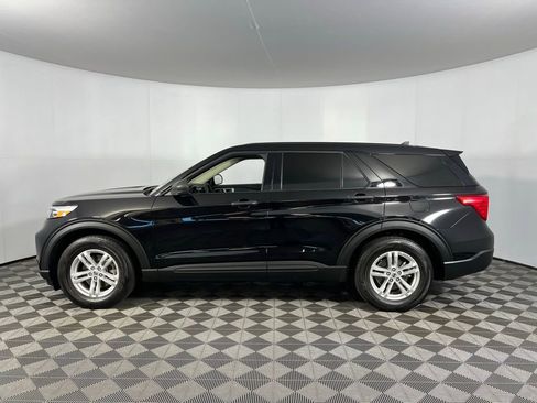 Used 2024 Ford Explorer 2WD image 9