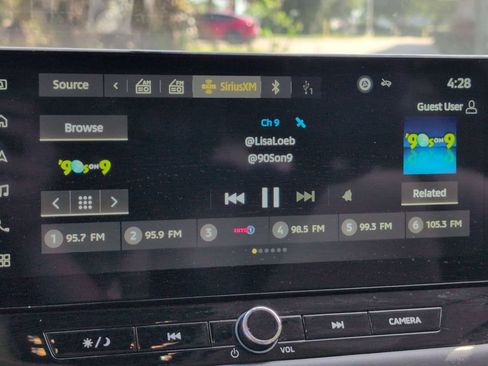 Used 2025 Mitsubishi Outlander SE FWD image 19