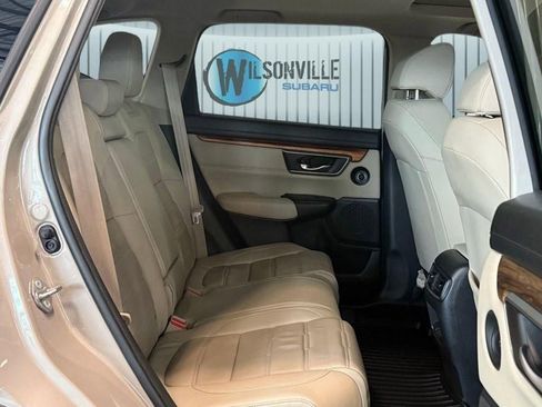 Used 2018 Honda CR-V Touring image 7